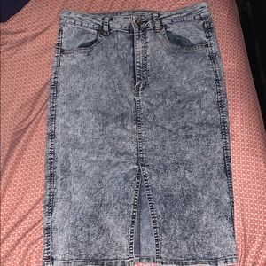 this is a jean skirt